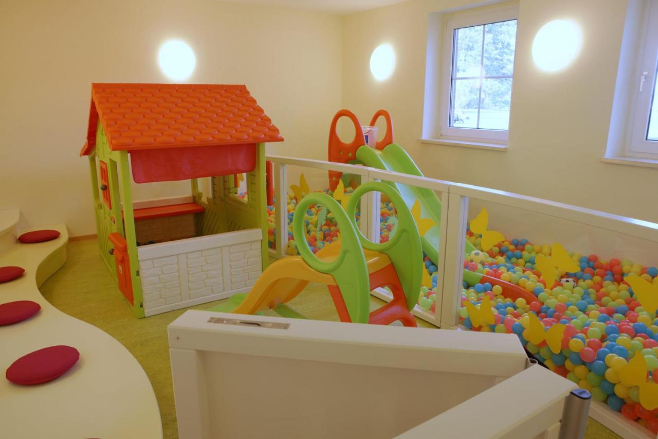 Hotel Tui Suneo Kinderresort Ihr Entspannter Familienurlaub Mit Abenteuerspielplatz & Der Laengsten Wasserrutsche Im Deutschen Teil Der Insel Usedom 3*